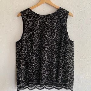Elle laced Tank Top
